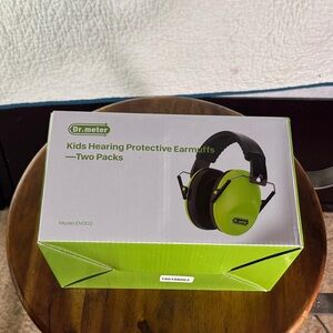 Green Kids Hearing Protective Earmuffs - Two Pack